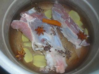 五香牛肉的做法步骤:2