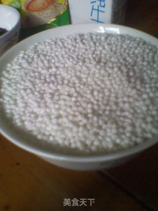 麦香牛奶西米露的做法步骤:3