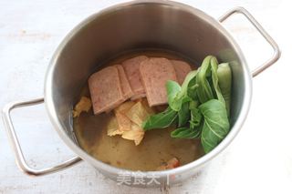 午餐肉版螺蛳粉的做法步骤：8