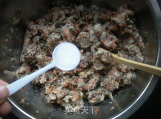 香菇鸡肉馄饨的做法步骤:4