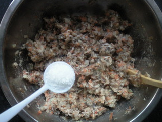 香菇鸡肉馄饨的做法步骤:6