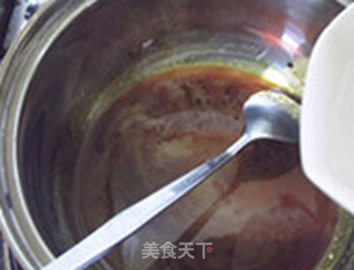 焦糖菠萝翻转蛋糕的做法步骤:4
