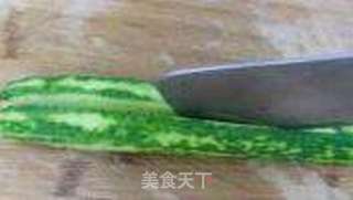 清淡小炒——青瓜炒木耳的做法步骤:2