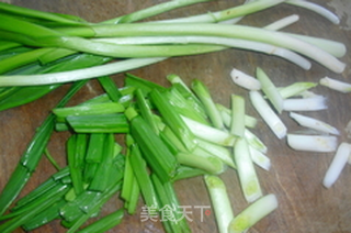 青蒜回锅肉的做法步骤:4