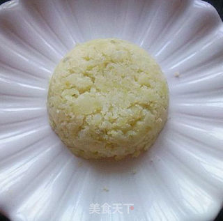 五彩丁丁土豆泥的做法步骤:4