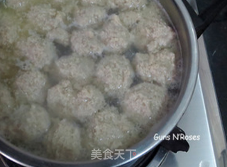 豌豆苗圆子汤的做法步骤:5