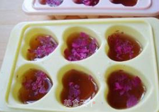 瘦身养颜小甜点——玫瑰乌龙茶冻的做法步骤:7