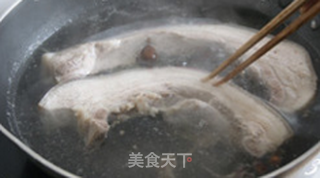 五窍门做出肥而不腻、瘦而不柴的红烧肉——家常红烧肉的做法步骤:3