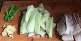 蒜泥白肉的做法步骤:2
