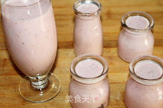 【节日的礼物】草莓布丁的做法步骤:8