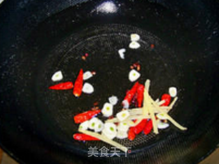 心蓝手制私房菜【超嫩玲珑肉丝】——冰淇淋流泪(抉择)的做法步骤:5