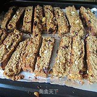 蔓越莓花生燕麦条的做法步骤:5