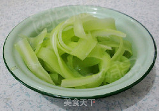 椒油炝拌莴笋的做法步骤:5