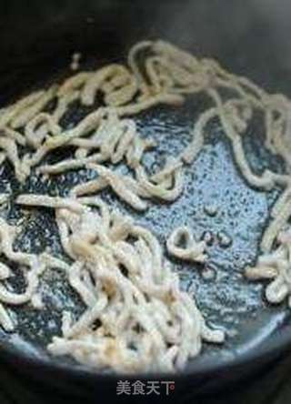 肉丝炒拉皮的做法步骤:5