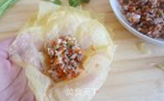 腐皮鲜虾石榴包的做法步骤:11