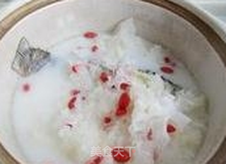 鲫鱼银耳汤的做法步骤:7