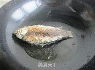 鲫鱼银耳汤的做法步骤:5