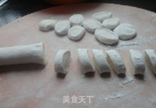 【猪肉芹菜水饺】的做法步骤:6