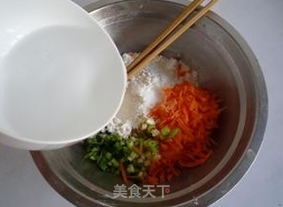 健康营养早餐——胡萝卜鸡蛋饼的做法步骤:5