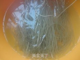 【荠菜盒子】的做法步骤:2