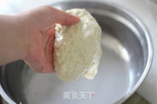 详细22图教你做助家人轻松过苦夏的街头小吃——凉皮的做法步骤:4