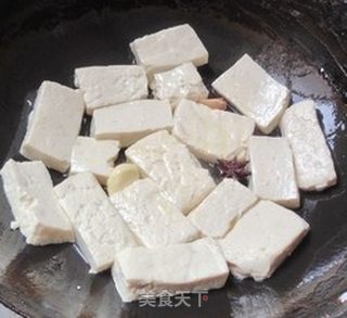 豆腐焖鸡腿的做法步骤：4