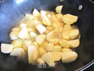 绿咖喱鸡肉土豆的做法步骤:9