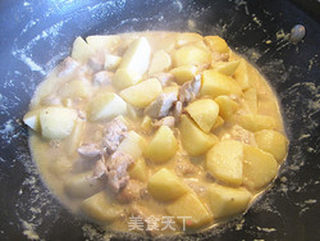 绿咖喱鸡肉土豆的做法步骤:13