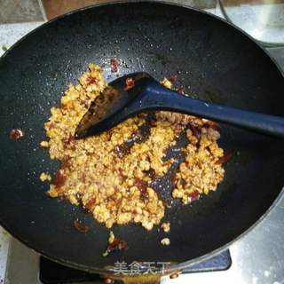 干煸豆角的做法步骤:4