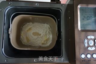 香肠面包的做法步骤:2