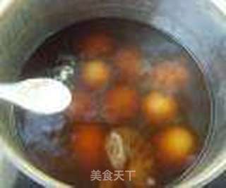 街边人气小吃---五香茶叶蛋的做法步骤:5