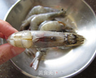 鲜虾炒白菜的做法步骤:2