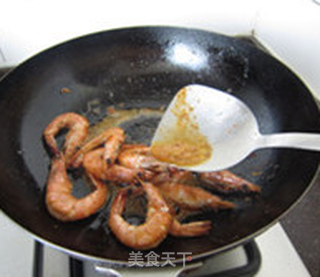 鲜虾炒白菜的做法步骤:7