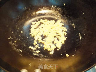 白玉菇蛋炒饭的做法步骤:7