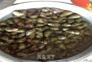 螺丝凤爪的做法步骤:2