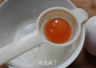 蛋黄焗皮皮虾的做法步骤:2