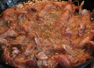 蛋黄焗皮皮虾的做法步骤:4