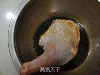 秘制烤鹅腿的做法步骤:7