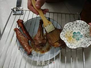 秘制烤鹅腿的做法步骤:14