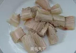 经典川菜,下饭好菜---回锅肉的做法步骤:2