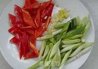 经典川菜，下饭好菜---回锅肉的做法步骤：3