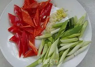 经典川菜,下饭好菜---回锅肉的做法步骤:3