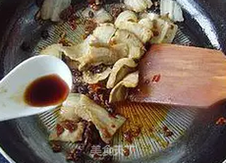 经典川菜,下饭好菜---回锅肉的做法步骤:7