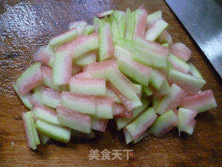 黑木耳拌西瓜皮的做法步骤:5