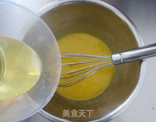 童趣无限---毛毛虫蛋糕的做法步骤:4