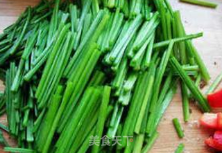 韭苔炒腊肉的做法步骤:3
