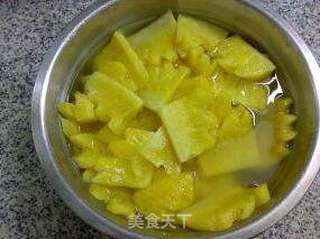 菠萝果冻的做法步骤:2