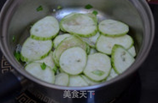 虫草花丝瓜汤的做法步骤:4