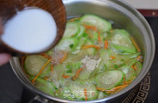 虫草花丝瓜汤的做法步骤:6