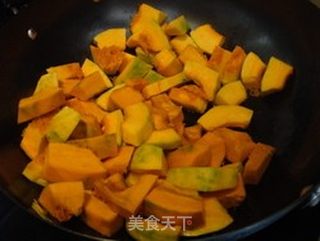 椰汁香蘋南瓜甜湯的做法步骤:7